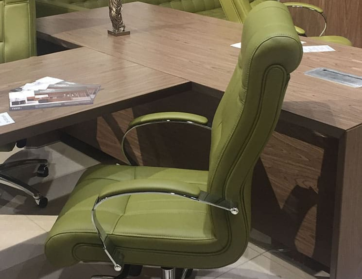 Кресло руководителя Капитал В — фото № 1